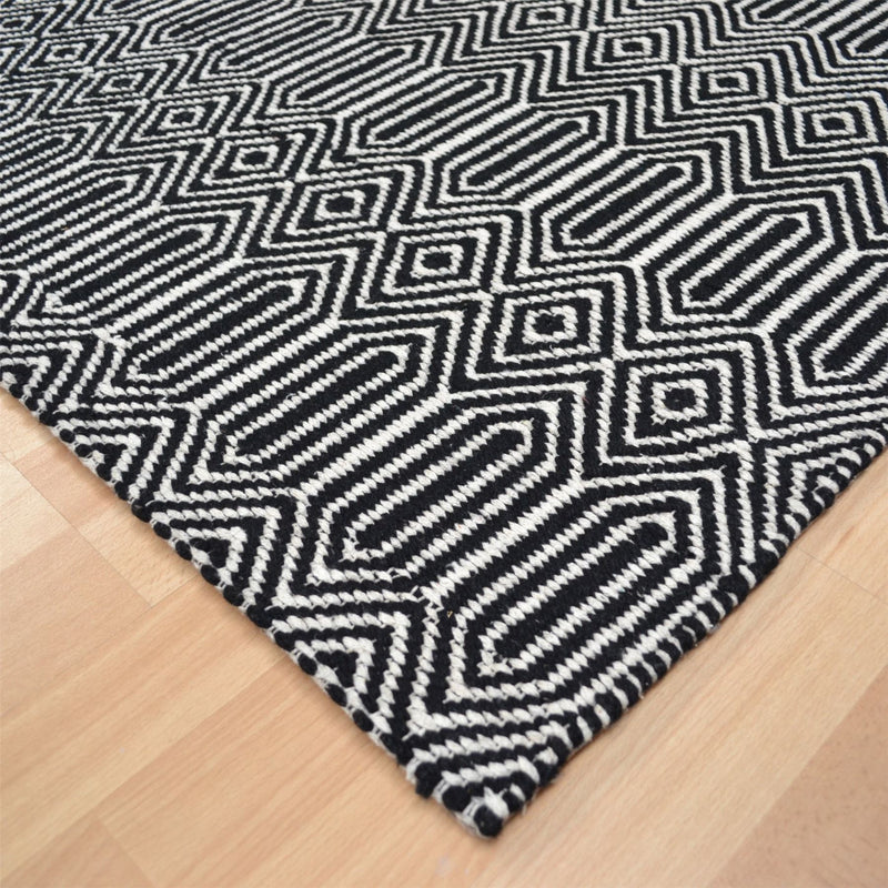 Sloan Rugs in Black