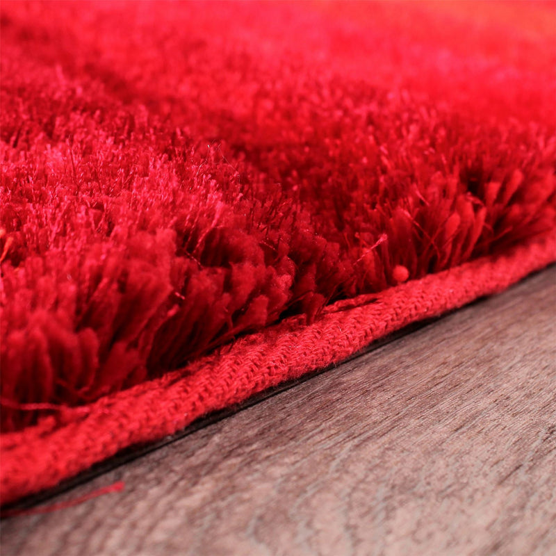 Mumbai Rugs in Red