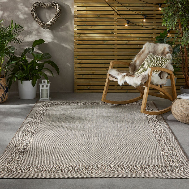 Concept Looms Terrazzo TRZ01 Indoor Outdoor Rugs in Earth Brown