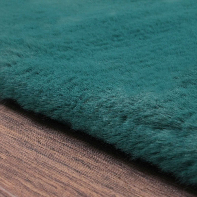 Luxe Faux Fur Rug in Teal Blue