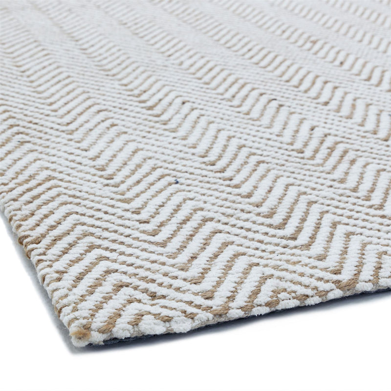 Ives Modern Chevron Zigzag Pattern Rugs in Natural Cream