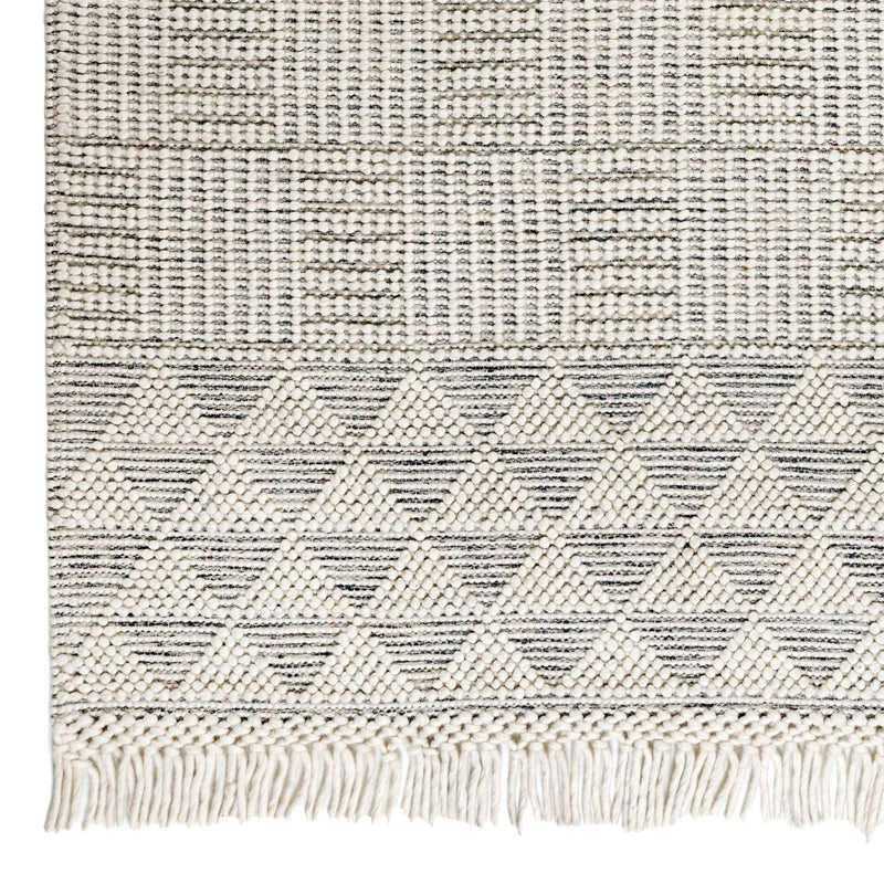 ANYA01 Boho Geometric Zig Zag Rug in Natural