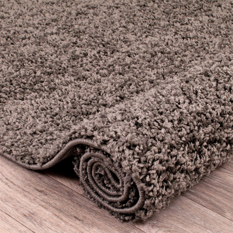 Retro Plain Shaggy Runner in Charcoal