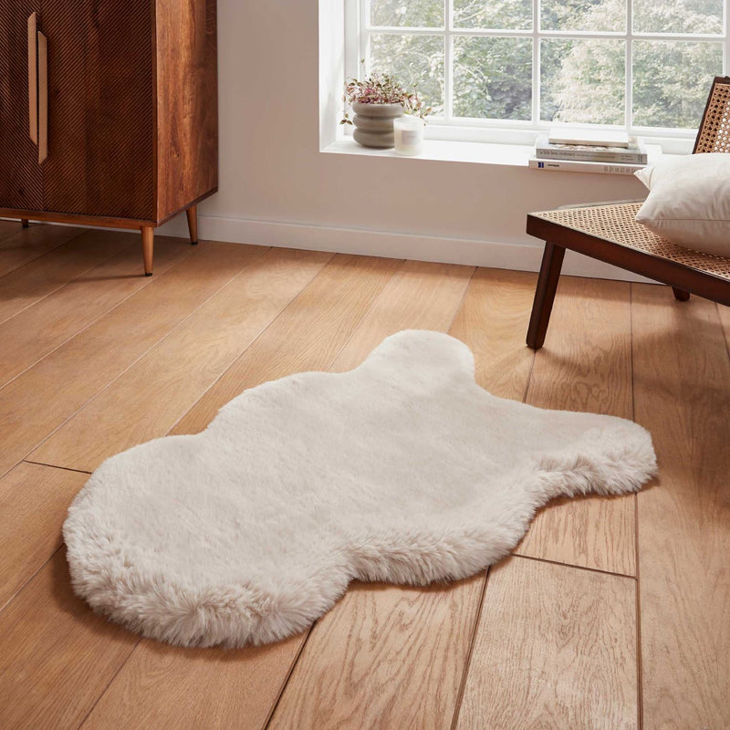 Super Teddy Plain Shaggy Faux Sheepskin Rugs in Beige