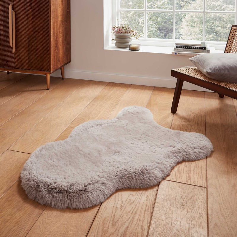 Super Teddy Plain Shaggy Faux Sheepskin Rugs in Silver Grey