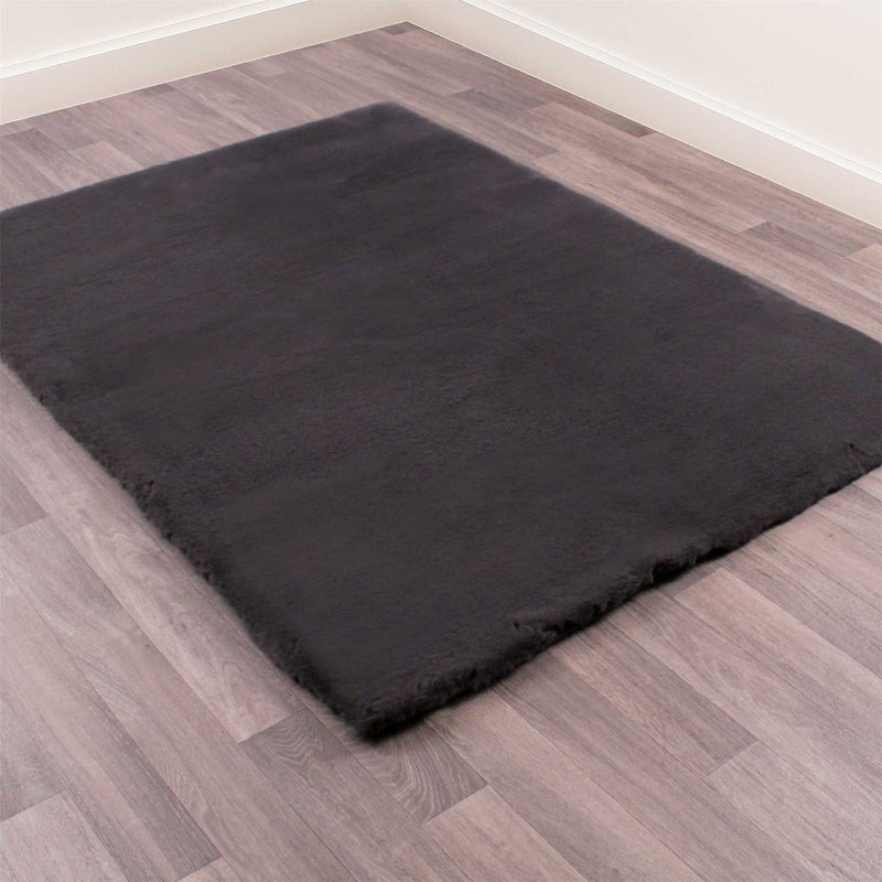 Luxe Faux Fur Rug in Charcoal Grey