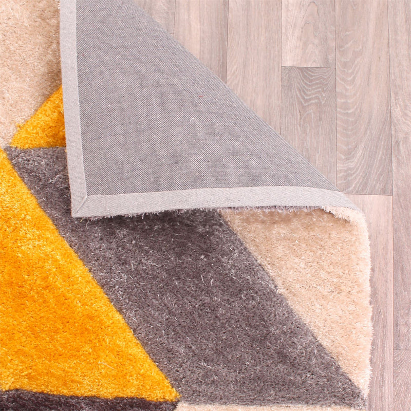 Blazon rugs in Ochre by URCO