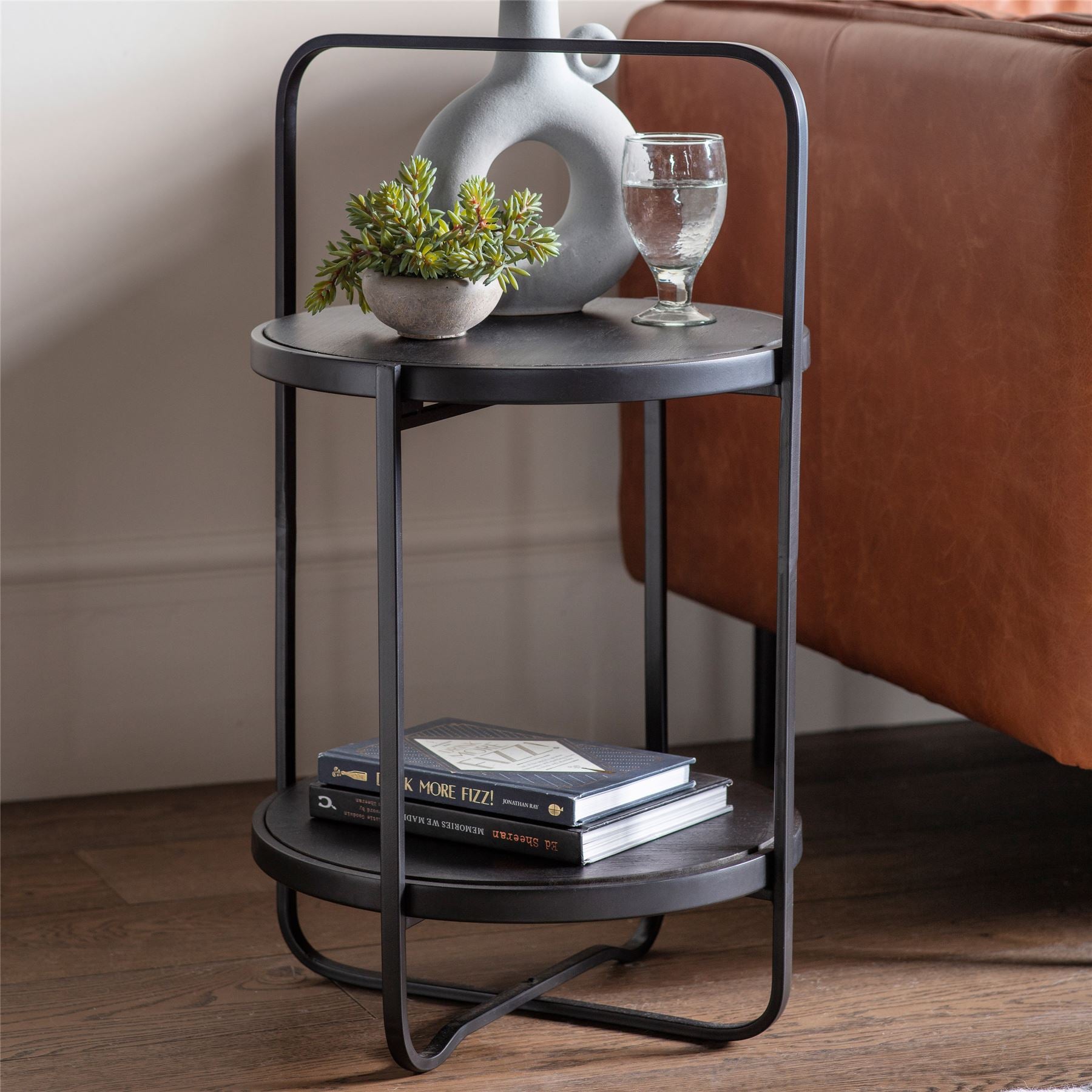 Maya Round Wood Side Table in Black – Shabby.co.uk